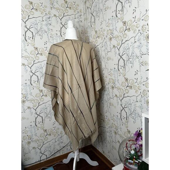 Echo Poncho Wrap Scarf Stripes Cream Fringe Wool - Picture 3 of 5